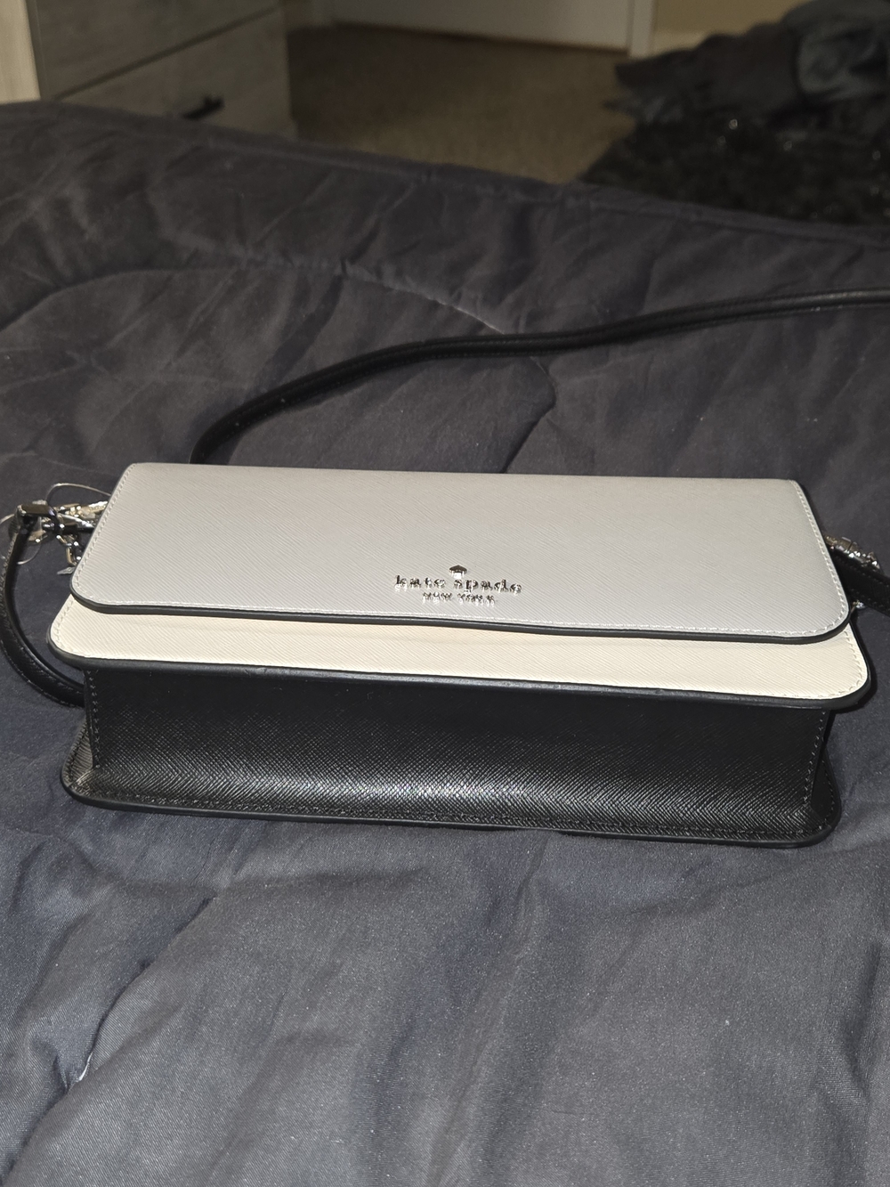 kate spade Platinum Gray White Leather Chain Shoulder Bag - Picture 6 of 7